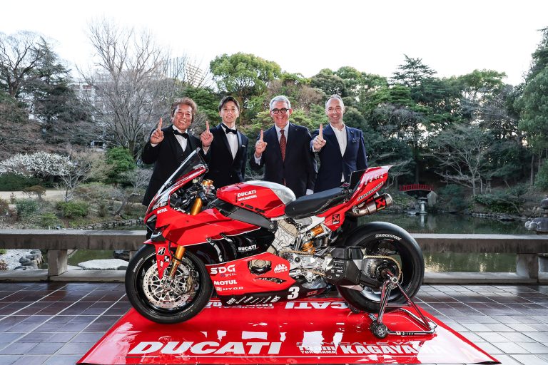 Read more about the article DUCATI TEAM KAGAYAMA 体制発表会（イタリア大使館）